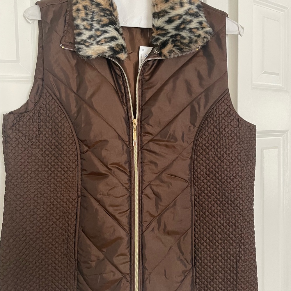 Women’s vest. Brown slightly metallic